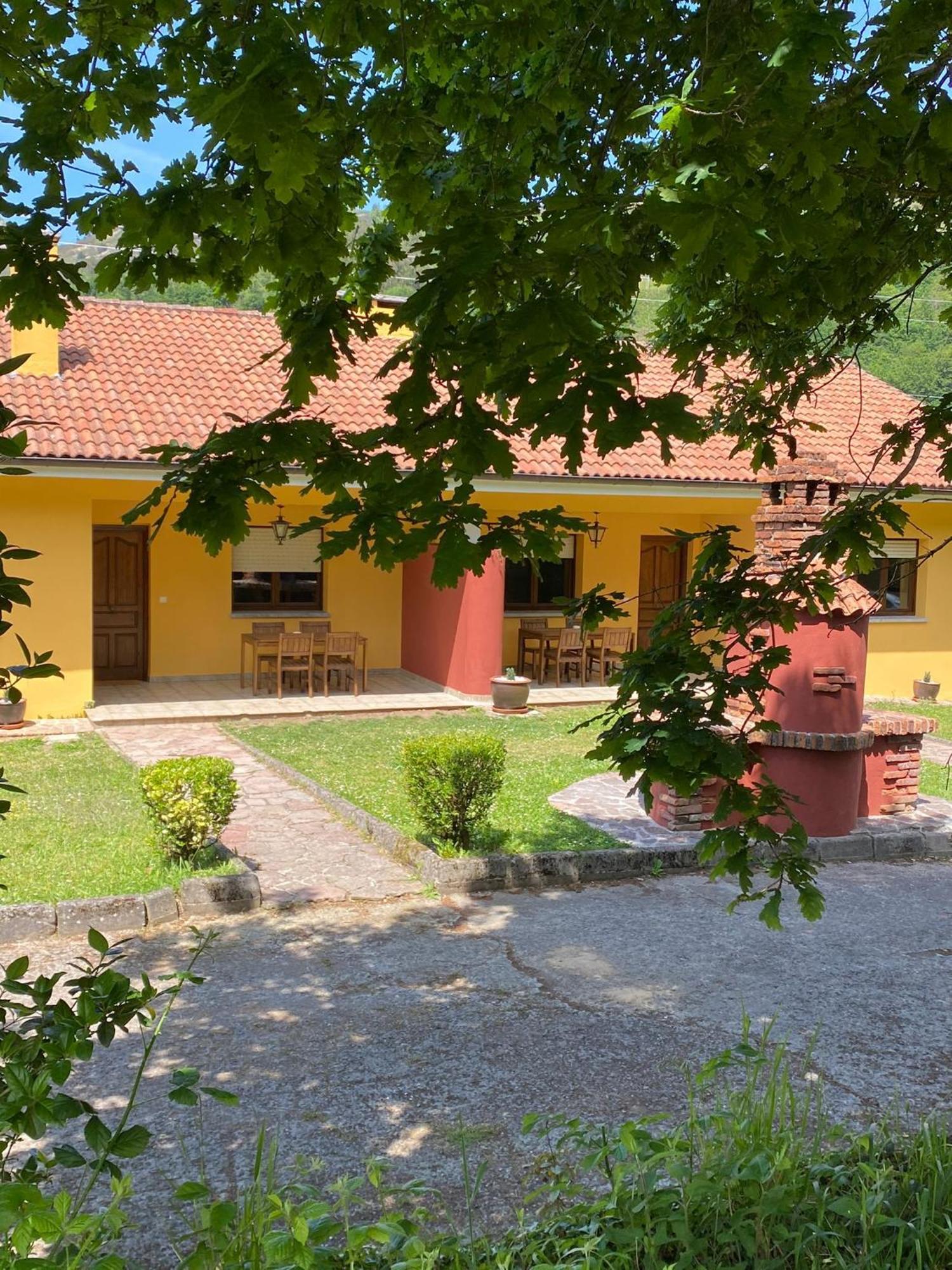 Finca La Cuesta Onís Esterno foto